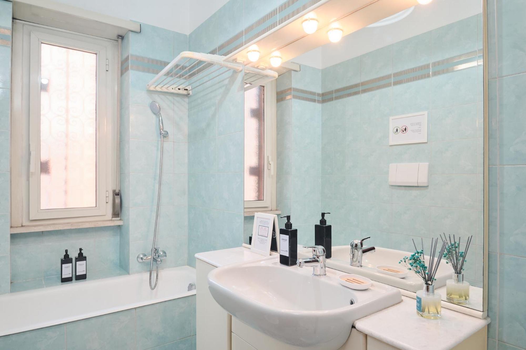 Parcheggio Gratuito, Wi-Fi -Netflix & Ac Apartment Rome Exterior photo